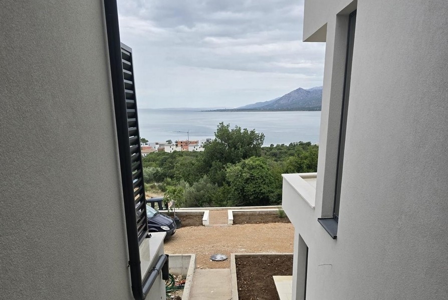 Skutečný výhled na moře z terasy.