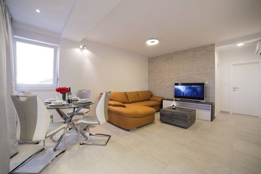 Obývací pokoj nemovitosti A2698 v Chorvatsku, ostrov Pag - Panorama Scouting