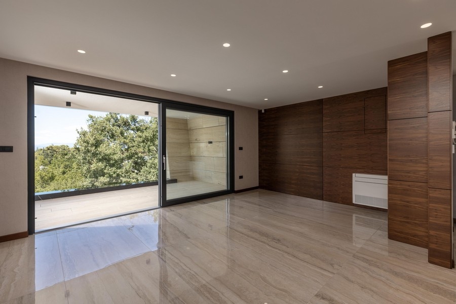 Nově postavené apartmány s bazénem