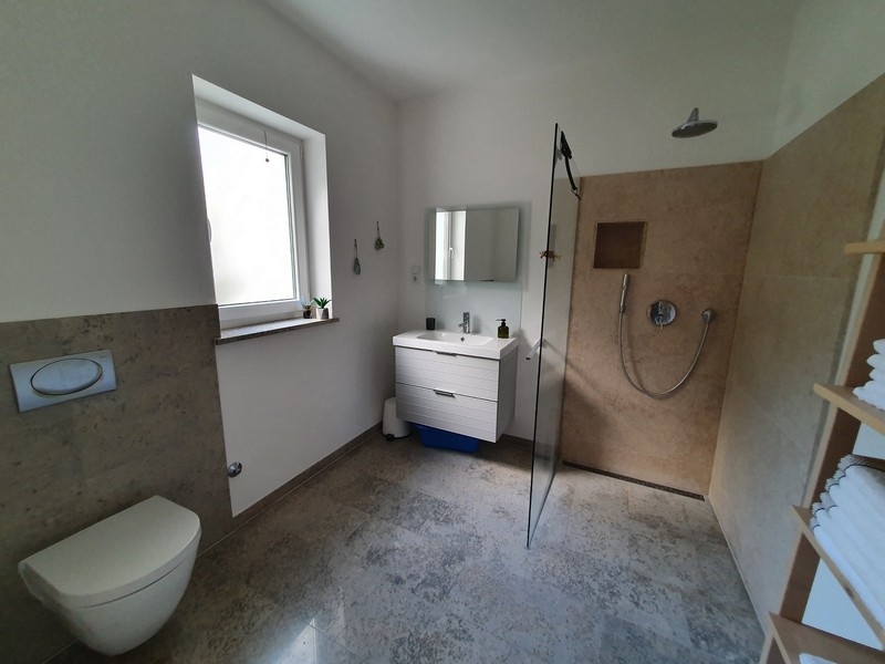 Zařízený byt jen 90 metrů od moře