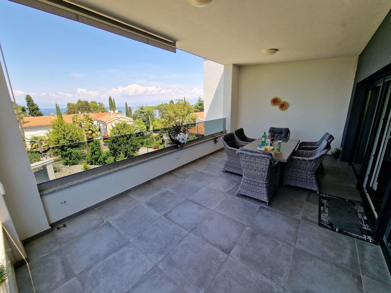 Byt s výhledem na moře na prodej v Chorvatsku - Panorama Scouting.