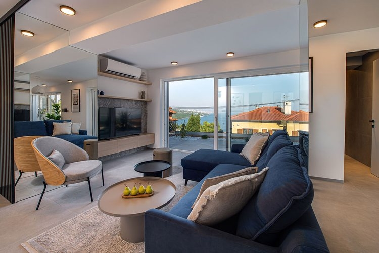 Klimatizovaný obývací pokoj.