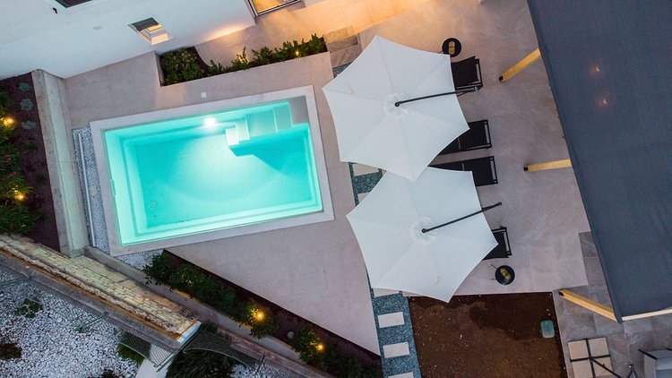 Prodám apartmán se zahradou a bazénem v Chorvatsku - Panorama Scouting A3007.