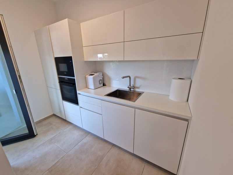 Bílá kuchyně - apartmán A3043 v Chorvatsku, Panorama Scouting.