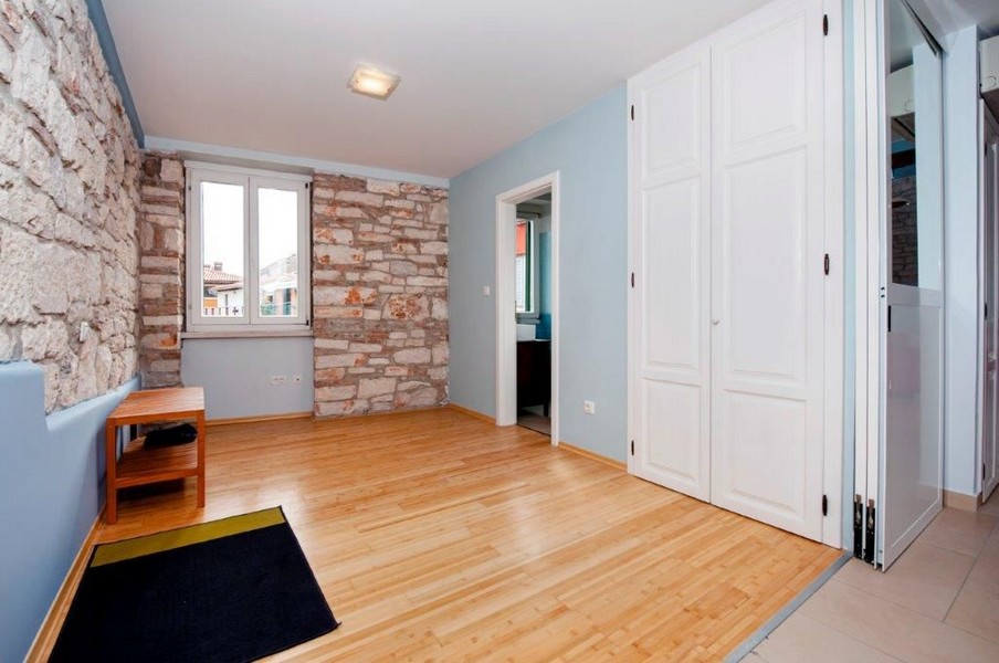 Oddělitelný prostor na spaní ve třetím patře.