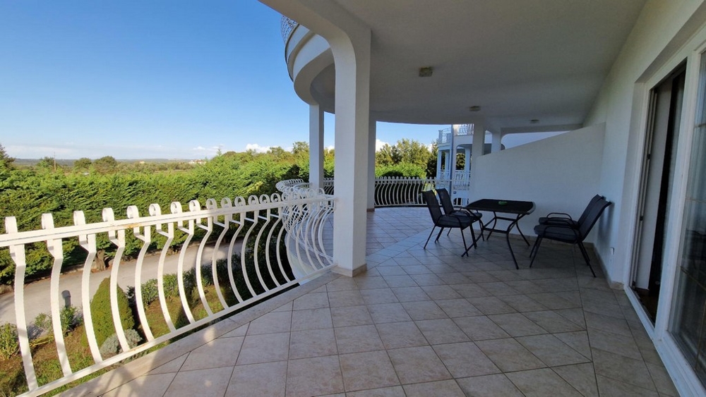 Dobře udržované apartmány s krásným výhledem v Poreči - Real Estate Chorvatsko