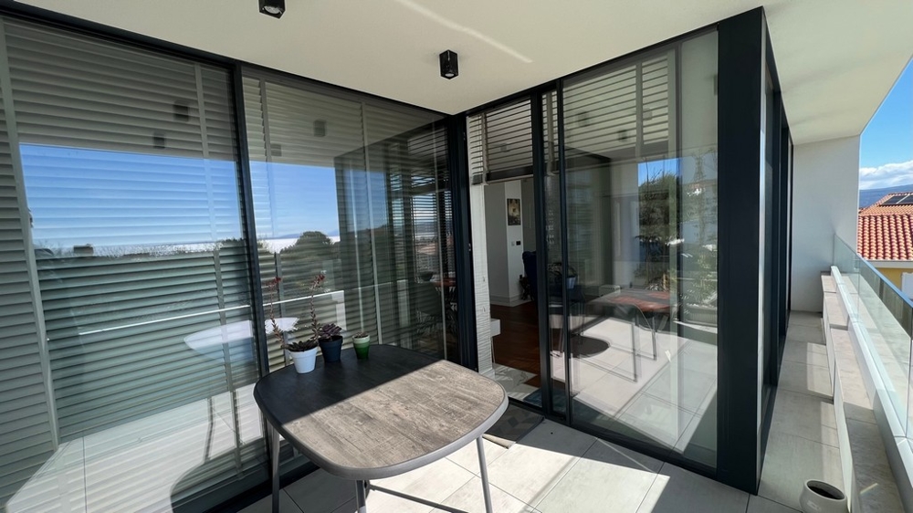 Nemovitosti Chorvatsko, město Krk, ostrov Krk Prodej bytu - rohový balkon