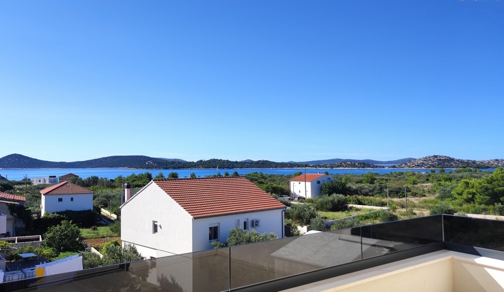 Prostorná terasa nemovitosti A3361.