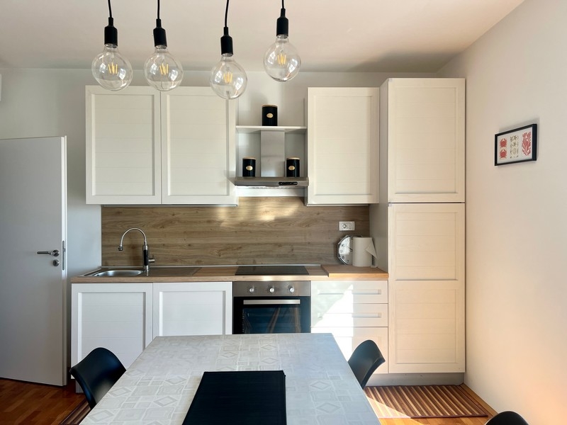 Malá a funkční kuchyně ve stylu - Apartmán A3373 na prodej v Opatiji, Kvarnerský záliv.