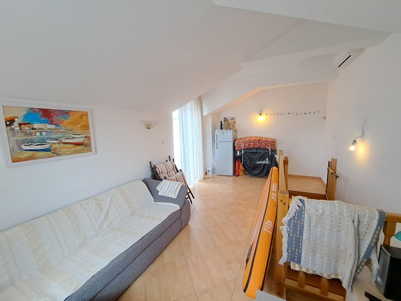 Klimatizovaná galerie/ložnice.