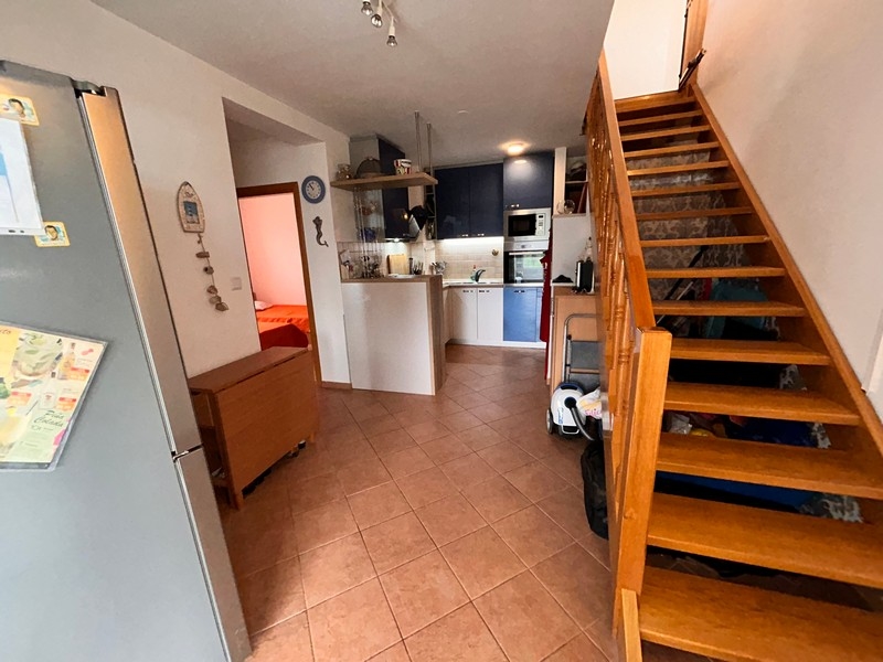 Schodiště a kuchyně nemovitosti A3383.