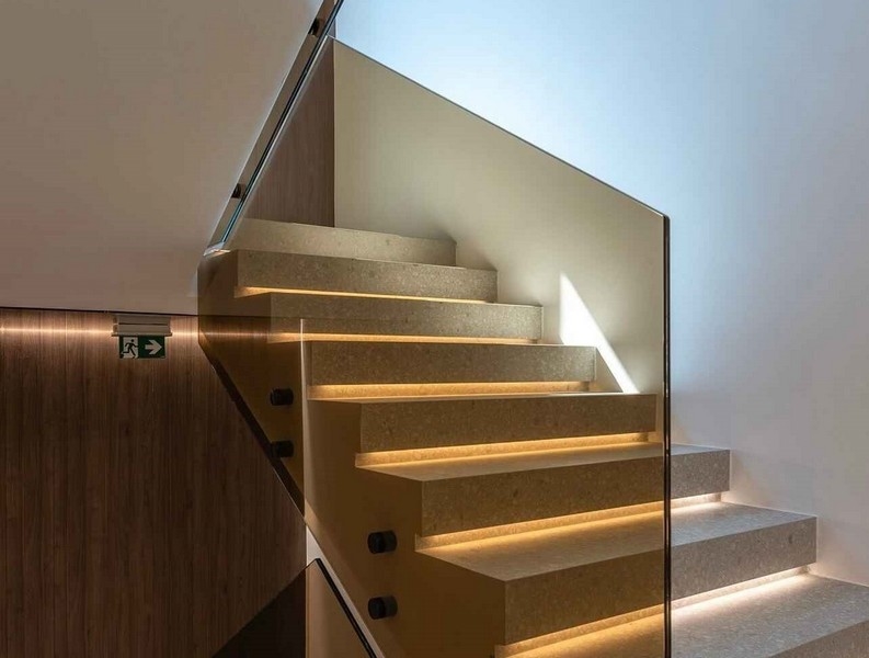 Schodiště apartmánů A3385 v Opatiji, Chorvatsko - Panorama Scouting.