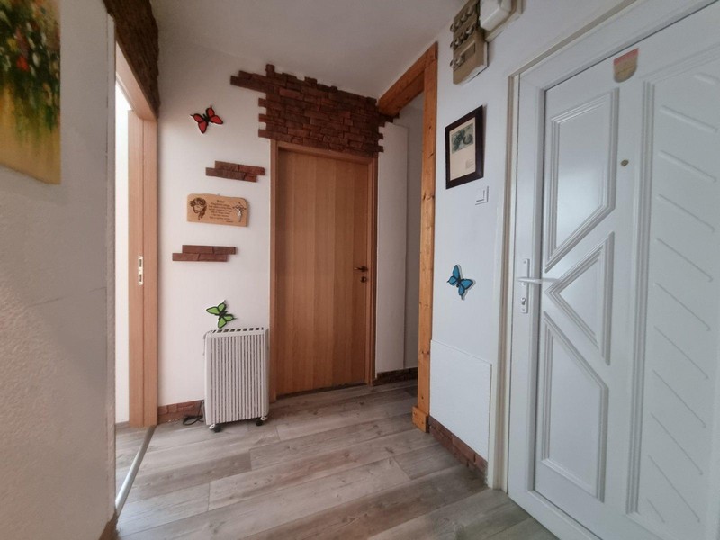 Chodba a vstupní prostor bytu A3433, který je na prodej v Croatia.d