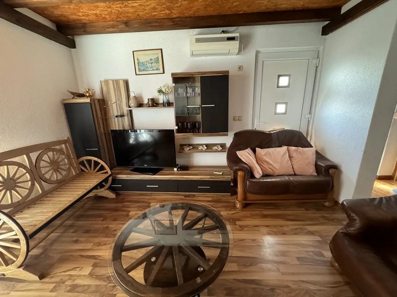 Klimatizovaný obývací pokoj.