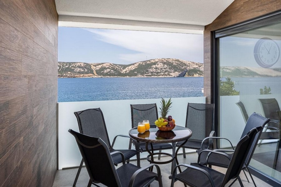 Lodžie s výhledem na moře - nemovitost A3546 na Pagu.