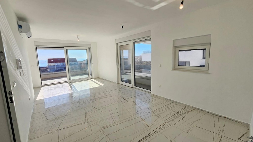 Světlá obytná plocha nemovitosti A3585.