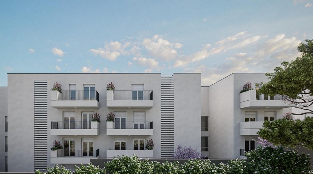 Zadní část nové budovy s balkony