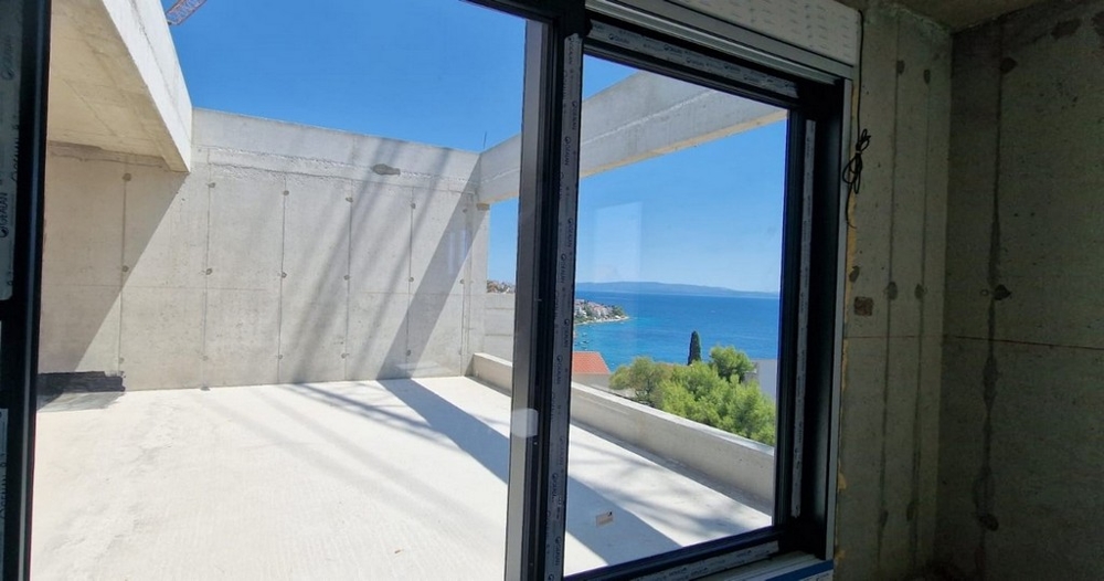Panoramatický výhled na moře z nemovitosti A3606 na ostrově Čiovo v Chorvatsku.