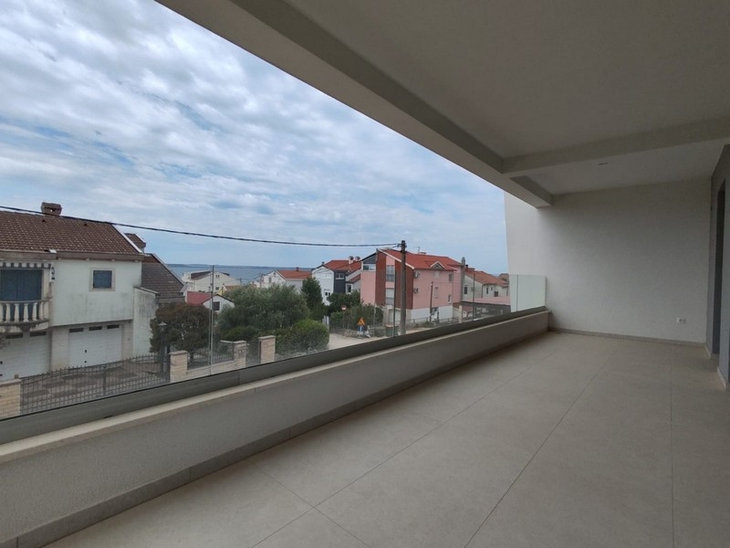 Výhled na moře z balkonu nemovitosti A3671 v Chorvatsku.