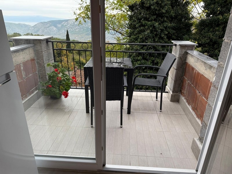 Výhled na terasu nemovitosti A377, Crikvenica.