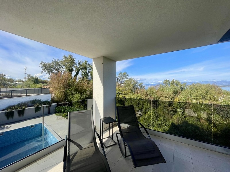 Apartmán s výhledem do zeleně a na moře - nemovitost A3780.