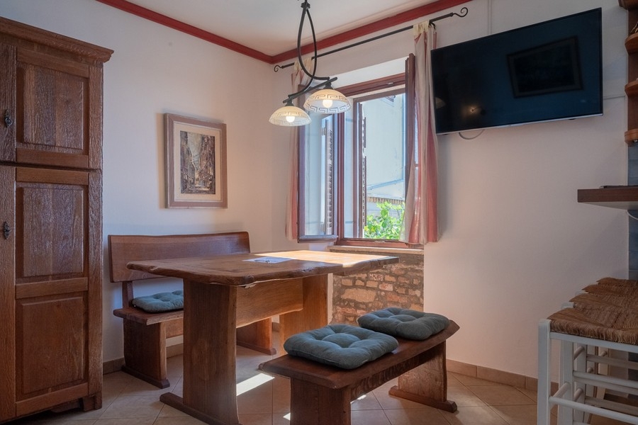 Jídelna nemovitosti A3795 v Rovinji na Istrii.