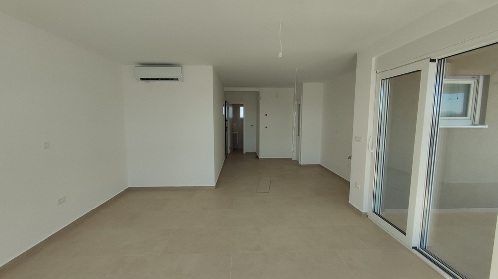 Obytná část s východem na terasu