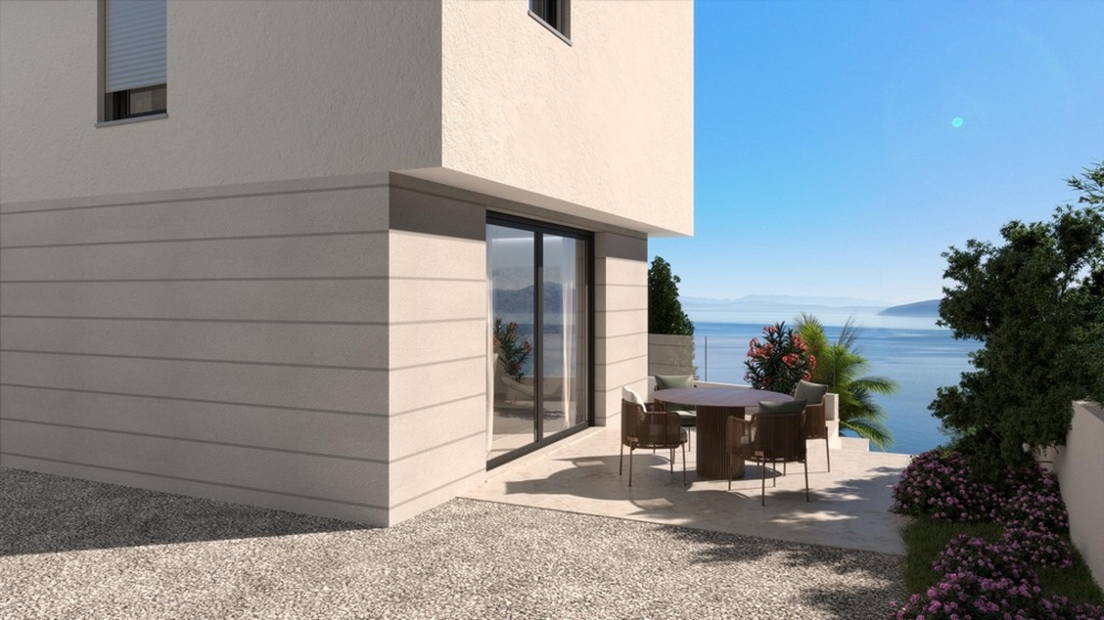 Terasa s posezením a výhledem na moře