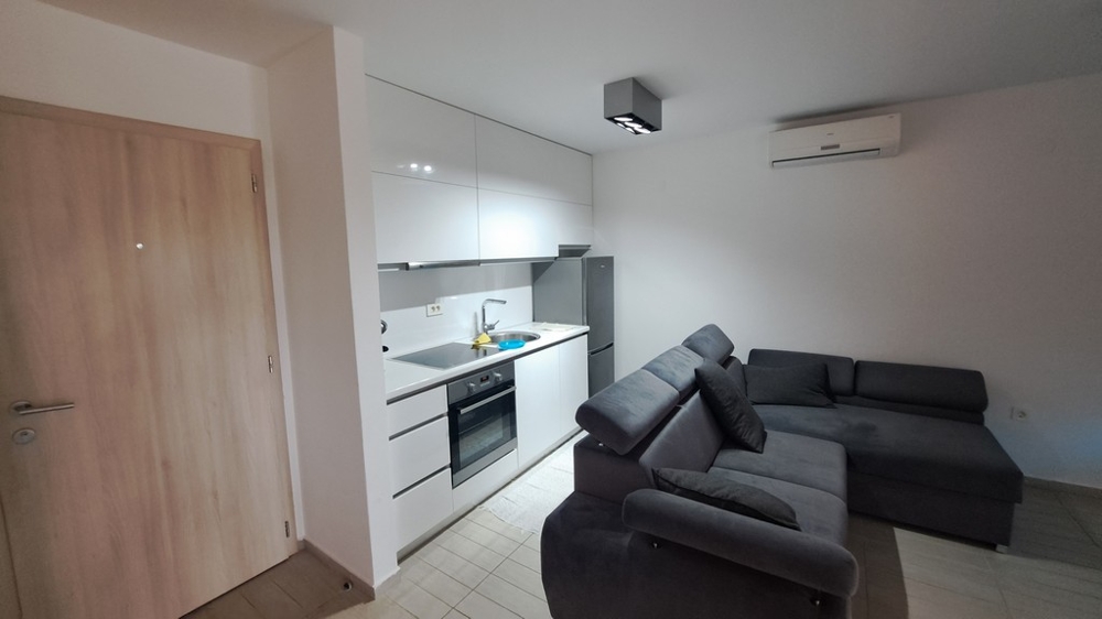 Moderní kuchyně-obývací pokoj