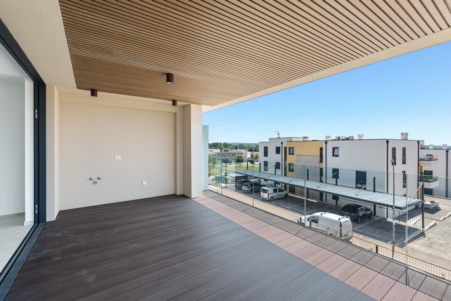 Krytá terasa nemovitosti A3874 na Istrii, Chorvatsko.