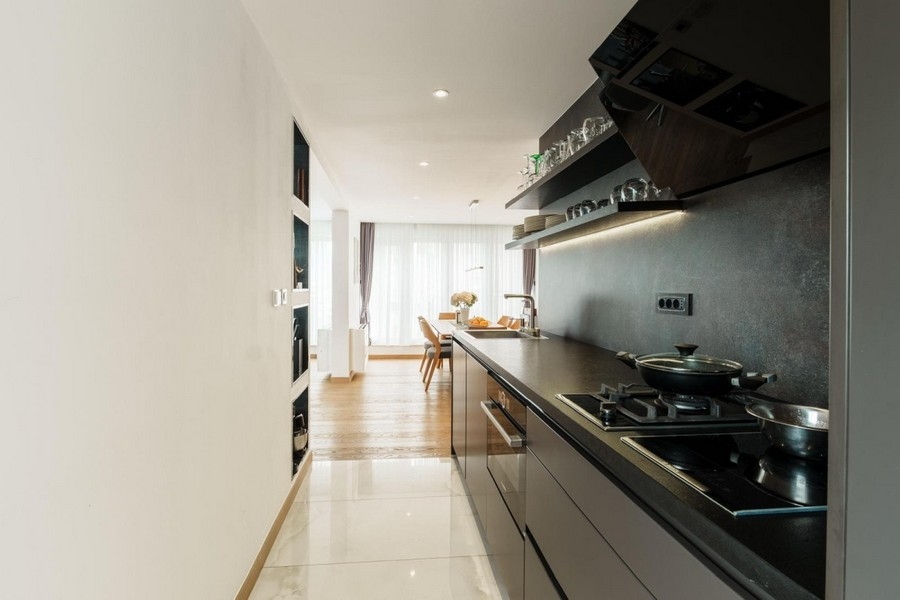 Kuchyň s kuchyňskou linkou