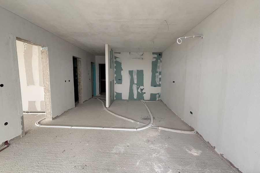 Pokoj s přístupem na terasu a částečným výhledem na moře