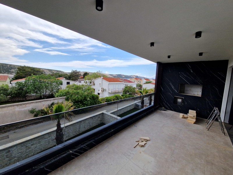 Balkon nemovitosti A3960 v Chorvatsku.