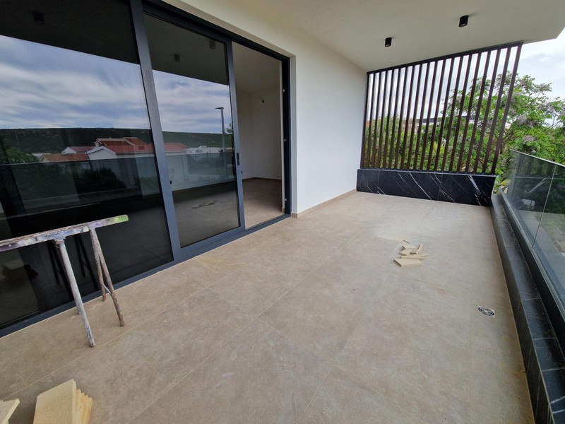 Zastřešený balkon.