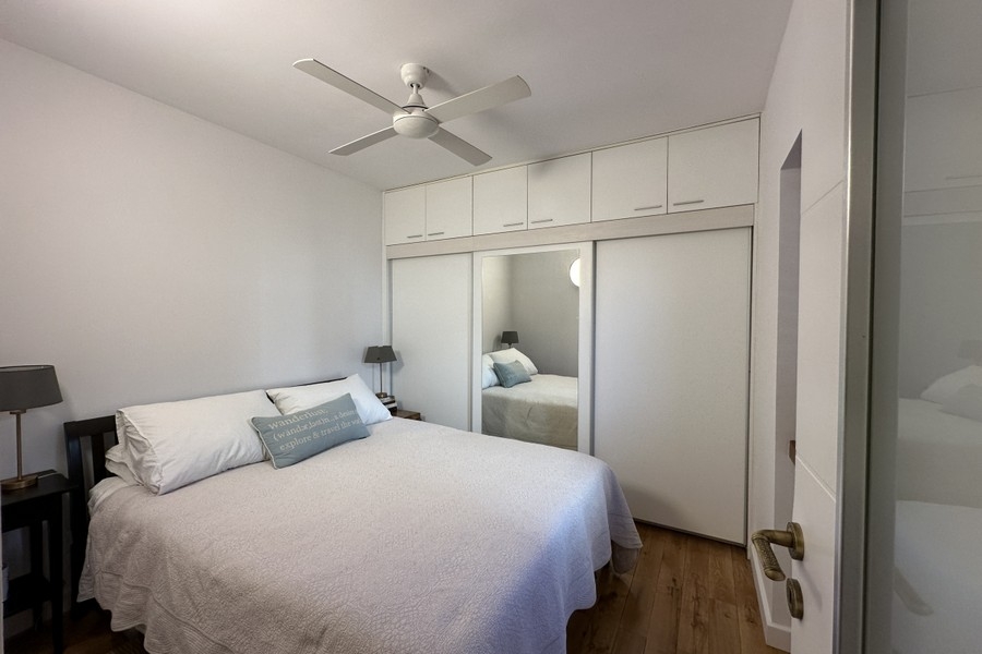 Ložnice se stropním ventilátorem, Chorvatsko