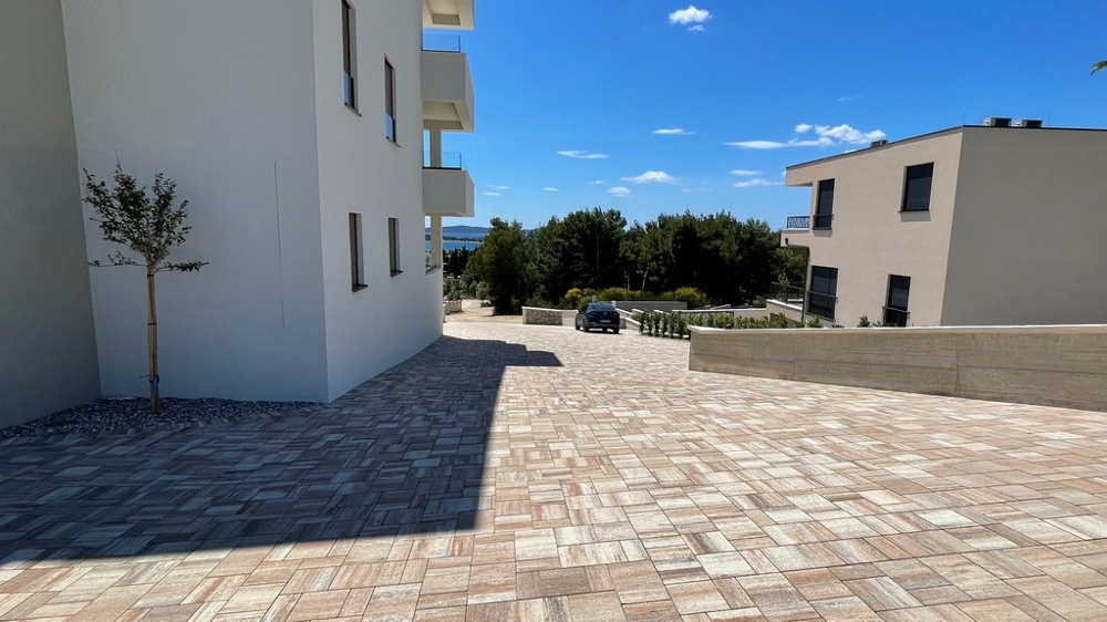 Nově postavený apartmán s výhledem na moře ve Vodicích, Chorvatsko