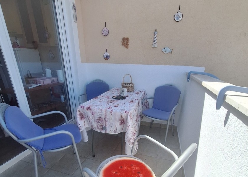 Balkon se vstupem do bytu