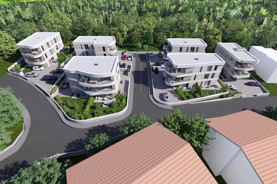 Penthouse na Krku, pohled na střešní terasy komplexu z ptačí perspektivy