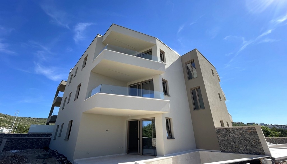 Nově postavený apartmán s výhledem na moře v Tribunji, Severní Dalmácie, vnější pohled - A4109