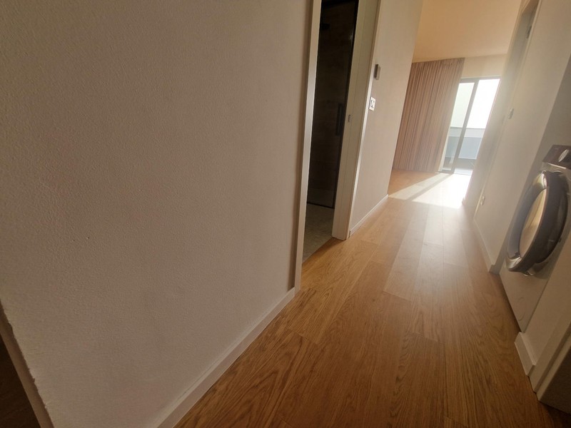Chodba s dřevěnou podlahou