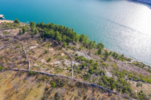Prodám pozemek u moře - Panorama Scouting Chorvatsko.