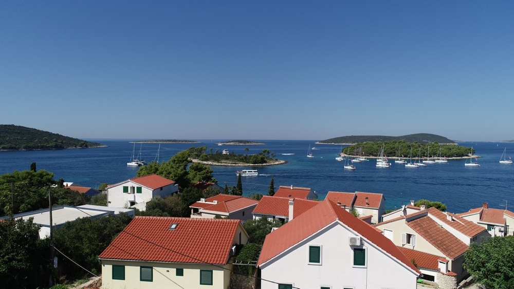 Prodám stavební pozemek u moře v Chorvatsku - Panorama Scouting Real Estate.