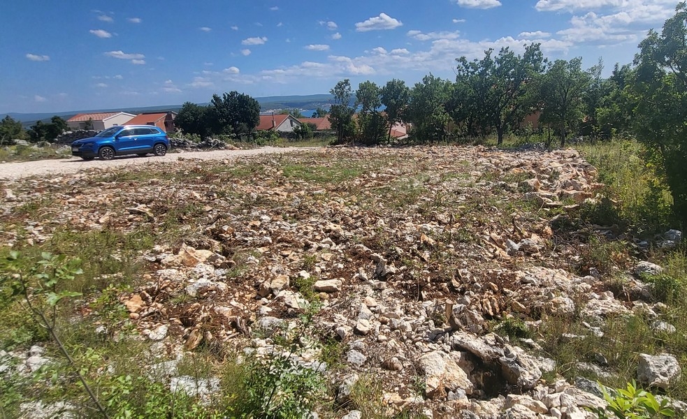 Nejrovnější nemovitost v Chorvatsku nedaleko Zadaru.