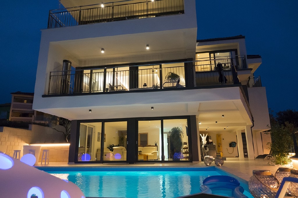 Kupte si moderní vily v Chorvatsku na ostrově Krk.