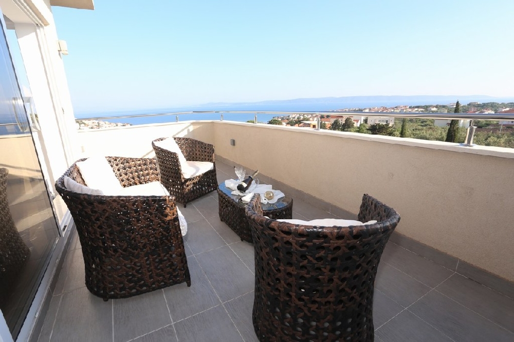 Nemovitosti v Dalmácii s výhledem na moře.