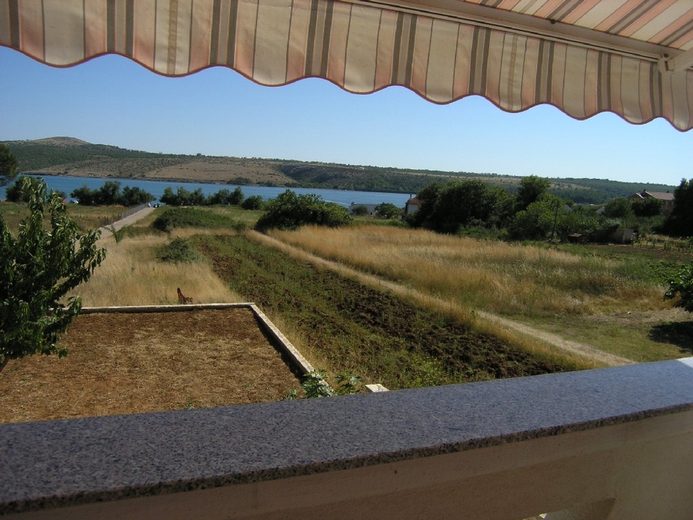 Kupte si dům na pláži v Chorvatsku.