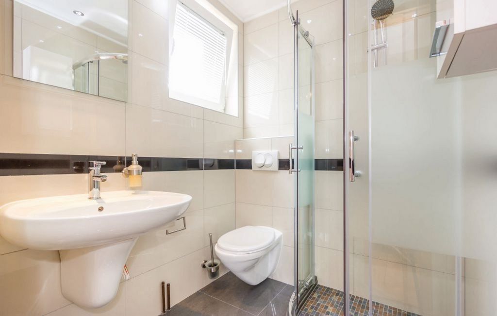 Koupelna objektu H1424, Chorvatsko.