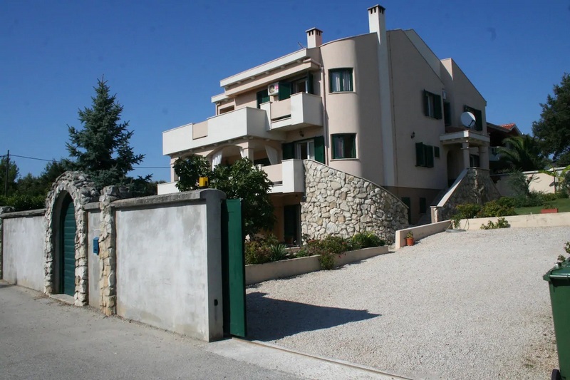 Bytový dům v Chorvatsku na prodej - Panorama Scouting Real Estate.