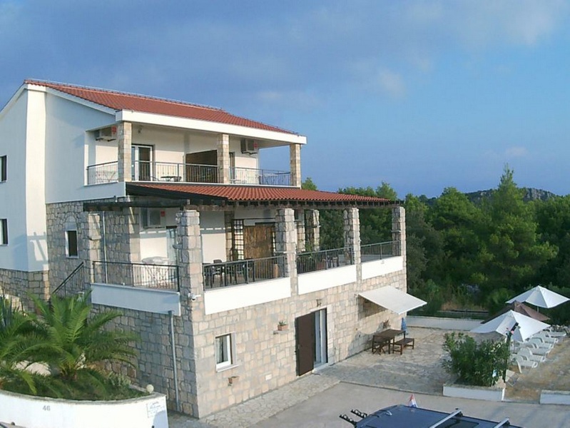 Prodám dům v Chorvatsku - Panorama Scouting Real Estate.