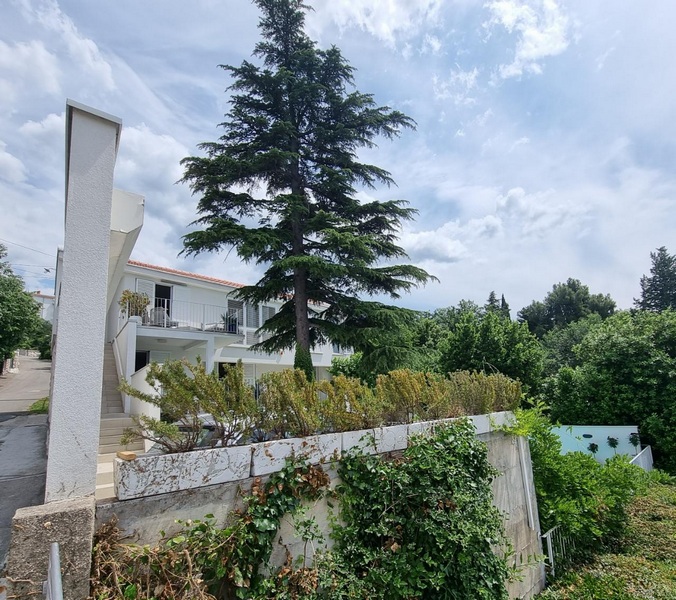 Atraktivní vila u moře v Chorvatsku - Panorama Scouting Real Estate.